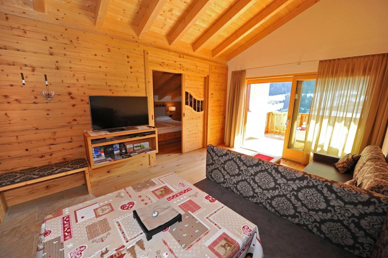 Mountain Apartment Hapeli Ортізеї Екстер'єр фото